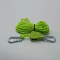 Reflecterend neongroen tenttouw met katrolregelaar en twee zilveren karabijnhaak - Katrol Set / Reflecterend Groen
