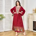 Robe longue ethnique bordeaux à manches longues avec broderies et sequins élégante - Rouge