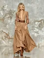 Elegantes braunes langärmliges Maxikleid für Damen mit einem passenden Taillengürtel - Khaki