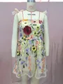 Robe à bretelles élégante avec broderie florale 3D et superposition en maille - S / Robes / Abricot