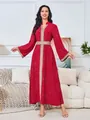 Elegante rode Marokkaanse kaftan maxi-jurk met goud borduurwerk en een tailleriem - M / Dresses / Rood (154)