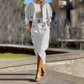 Elegante conjunto de falda de trabajo blanca con chaqueta corta y falda midi con cinturón. - S / Top Y Pantalón / Blanco