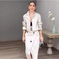Zweiteiliges cremefarbenes Rock-Set im Utility-Stil mit Gürtel für Herbst - Aprikose