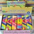 Juguete antiestrés squishy de mantequilla arcoíris de crecimiento lento en caja de color - Rainbow Glitter Butter Stick / Multicolor
