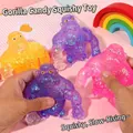 Glinsterende gorilla squishy speelgoed in paars en roze voor stressverlichting - Maltose Gorilla / 11cm