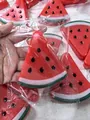 Realistisch watermeloen squishy speelgoed voor stressverlichting in een plastic zak - Watermeloen Squishy