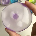 Χειροκίνητο μοβ παγωμένο ημιδιαφανές squishy παιχνίδι ανακούφισης από το στρες σιλικόνης - Μοβ Χειροποίητη Σφαίρα Λαδιού Καρύδας / Μωβ