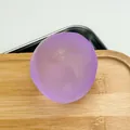 Jouet anti-stress spongieux violet semi-transparent en forme de pomme de terre relax - Balle Fait Main / 6cm / Violet