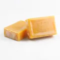 Natürliche Kurkuma- und Kojisäure-Handgemachte Seife für Hautaufhellung und Reinigung - Matte Kurkuma-Seife (Zellophanverpackung) / 100.00g