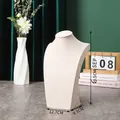 Elegante beige fluwelen ketting display buste standaard voor het tonen van sieraden - H-Type Hoogte 29 / Beige