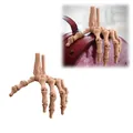 Dettaglio di una mano di scheletro realistica stampata in 3D per l'arredo Halloween - Mano Scheletro 3D Carne