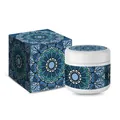 Geurende sojawas kaars in pot met blauw mandala patroon en bijpassende geschenkverpakking - Bluebell