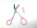 Tijeras para cejas profesionales rosas con peine desmontable y peine de repuesto - Tijeras para cejas / Con Peine / Rosa