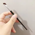 Professional angled sickle eyeliner brush with black handle and synthetic bristles - Sickle Eyeliner Brush (Y-073-5大五小) / Black