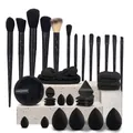 Set completo da 40 pezzi di strumenti per il trucco neri con pennelli, spugne e fasce - Set da 33 pezzi / Nero