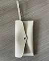 Pochette beige en similicuir pour pinceaux de maquillage avec sangle - Envelope Pouch With Hand Strap / Blanc