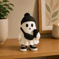 Vue détaillée d'une figurine de fantôme avec bonnet et tasse à café sur étagère - Fantôme avec Tasse de Café A / 12cm / Noir et Blanc