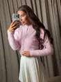 Dettaglio del cardigan in mohair rosa con scollo rotondo e bottoni a monopetto. - Taglia S / Top (MY02773) / Rosa
