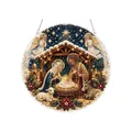 Elegante ornamento natalizio di perle con scena della natività, angeli e stelle - Scena della Natività