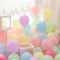 Palloncini in lattice macaron pastello e pois per decorazioni di feste di compleanno - Macaron Misto 50pz + Pois Trasparenti 10pz (Con Pompa Punti Colla Nastro) / 60 Pezzi (10 Pollici Ispessito)