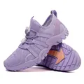 Lichtgewicht paarse outdoor wandelschoenen met ademend mesh voor ruige wandelpaden. - Lichtpaars