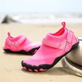 Scarpe da spiaggia rosa per bambini per nuoto, parchi acquatici e attività all'aperto - 24 / Rosso rosa