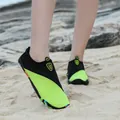Scarpe da scoglio traspiranti e ad asciugatura rapida in nero e verde lime da spiaggia - 35 / Verde fluorescente