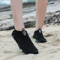 Scarpe da scoglio nere traspiranti e ad asciugatura rapida per spiaggia e nuoto - 35 / Nero