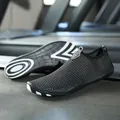 Scarpe da scoglio nere traspiranti ad asciugatura rapida per la spiaggia e lo sport - 35 / argento nero