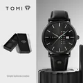 TOMI minimalistische schwarze Quarzuhr mit Lederarmband und Wochentag-Datum-Anzeige - Mattschwarzes Gehäuse Schwarzes Zifferblatt Schwarzes Lederarmband (T019-1)