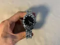 Millennium-Vintage-Herrenuhr in Silber mit einzigartigem Dornen-Design und schwarzem Blatt - Kreuz Silber Schwarz