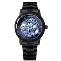 Detailansicht der WINNER mechanischen Herrenuhr mit blauem Skelett-Zifferblatt und schwarzem Armband - Schwarzes Gehäuse/Schwarze Innenblaue Buchstaben Blaues Skelett