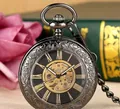 Nahaufnahme einer mechanischen Taschenuhr im Vintage-Stil mit skelettiertem Zifferblatt. - Gunmetal Skelett Geschnitzt Automatik (PM583)