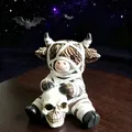 Statuetta in resina di mucca Highland mummia di Halloween con teschio decor - Stile Mummia Mucca delle Highlands (yy-099)