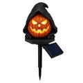 Vista dettagliata della lampada solare a zucca di Halloween con mantello nero con cappuccio - Stile Zucca con Mantello (A)
