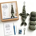Complete DIY Crochet Kit for Spiral Bat Suncatcher with green yarn and hook - Crochet Bat Wind Spinner / DIY Material Kit / Green