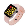 Moderne LED digitale Kinder-Sportuhr mit einem hellrosa weichen Silikonarmband-Design - Rosa Band Gelbes Licht