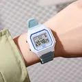 Reloj digital cuadrado blanco de moda con una correa de silicona azul claro para niños - Azul claro