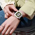 Reloj LED digital cuadrado blanco moderno con correa de silicona negra en la muñeca - Negro