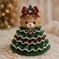 Adorabile gatto all'uncinetto vestito da albero di Natale con perle e campanellini - Gatto