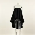 Vista completa di un elegante top a fascia plissettato nero con orlo asimmetrico su manichino - Taglia S / Top / Nero