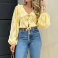 Elegant French vintage yellow lace blouse with long balloon sleeves and Peter Pan collar - S / Tops / Yellow