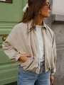 Stijlvolle beige ruimvallende bomberjack met vleermuismouwen voor dames herfstmode - S / Tops / Broken Wit