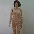 Weißes, langärmeliges Häkel-Strandkleid in Netzoptik mit feinen goldenen Perlen - S / Kleider / Weiß
