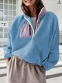 Vista detallada de jersey de forro polar azul claro para mujer con bolsillo morado - Azul