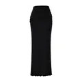 Vue détaillée d'une élégante jupe longue noire à taille froncée et coupe ajustée - S / Robes / Noir