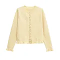 Elegante cárdigan de punto amarillo pálido con cuello redondo y puños con volantes. - S / Tops / Amarillo