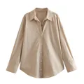 Camisa de mujer beige en satén de seda con textura fluida y un acabado muy elegante - XS / Tops / Caqui