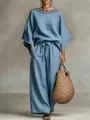 Conjunto de dos piezas de verano para mujer en algodón y lino azul con cuello de encaje y pantalón. - S / Parte Superior e Inferior / Azul
