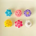 Set di sei calamite a fiore in resina lucida per lavoretti fai-da-te e decorazioni frigo. - Stile Magnetico - Senza Scheda di Intestazione / 5 Pezzi